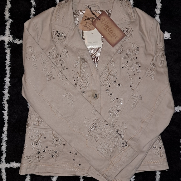NWT PAPARAZZI Jean Jacket sz M L - Picture 2 of 11